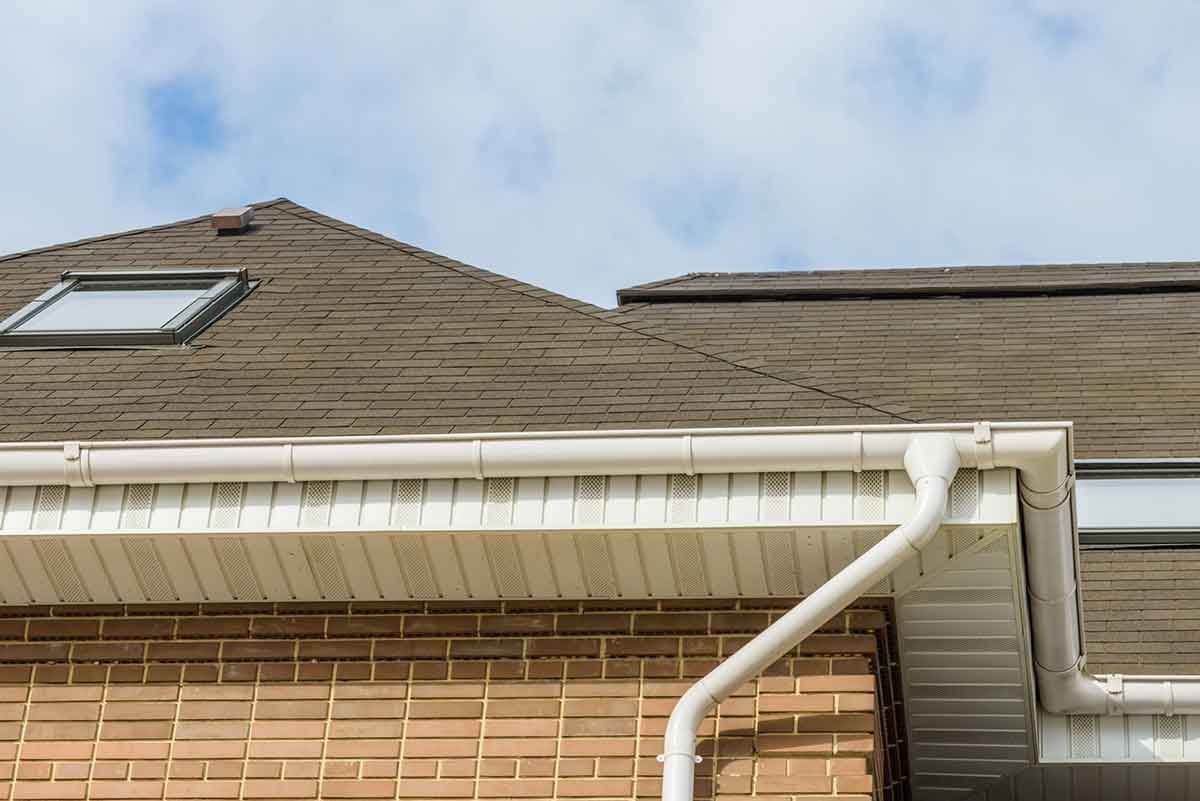 pay for a new roof with a credit card